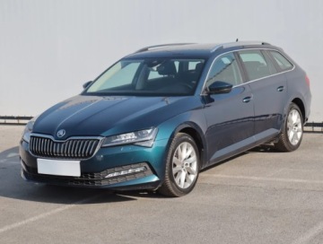 Skoda Superb III Kombi Facelifting 2.0 TSI 190KM 2021 Skoda Superb 2.0 TSI, Salon Polska, 1. Właściciel, zdjęcie 1