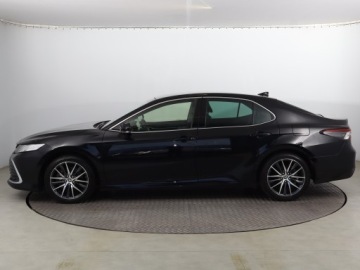 Toyota Camry IX Sedan 2.5 Hybrid Dynamic Force 218KM 2021 Toyota Camry 2.5 Hybrid, Salon Polska, zdjęcie 2