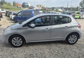 Peugeot 208 I Hatchback 3d 1.0 VTI 68KM 2014 Peugeot 208 Tylko 91.000km Bogata wersja Benzyna 68KM, zdjęcie 6