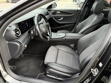 Mercedes Klasa E W213 Limuzyna Facelifting 2.9 E400d 330KM 2021 Mercedes E 400 3,0 Diesel*AMG-Line*, zdjęcie 20