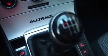 Volkswagen Passat B7 Variant 2.0 TDI CR DPF BlueMotion 140KM 2013 Volkswagen Passat Alltrack 4x4140KM AlltrackNAVIgacja 6 Biegow2xPDC 4Motion, zdjęcie 18