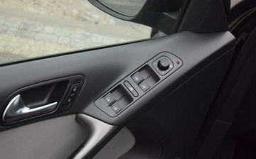 Volkswagen Tiguan I SUV 2.0 TDI CR DPF BlueMotion 140KM 2010 Volkswagen Tiguan 2.0TDI Navi Kamera Oryginal Lakier 2 KPL KOL Sprowadzony, zdjęcie 32