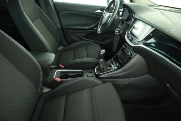 Opel Astra K Sports Tourer 1.6 CDTI 136KM 2018 Opel Astra 1.6 CDTI, Skóra, Navi, Klima, zdjęcie 6