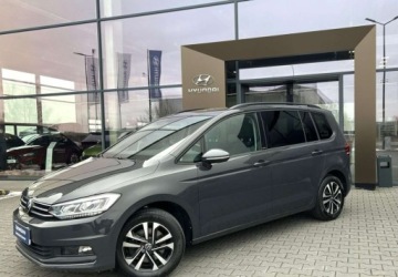 Volkswagen Touran III 1.5 TSI EVO 150KM 2021 Volkswagen Touran 150KM Automat HAK Salon Polska Bogate wyposazenie F, zdjęcie 2