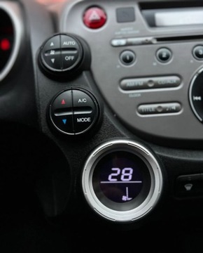 Honda Jazz III 1.4 i-VTEC 100KM 2009 Honda Jazz Automat Klima Isofix Warszawa Gwarancja w cenie VRJF 1.3 100KM, zdjęcie 20