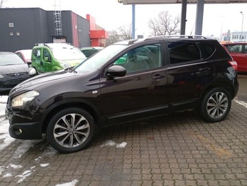 Nissan Qashqai I Crossover 2.0 dCi 150KM 2010 Nissan Qashqai 2.0 dCi PANORAMA dach piekna CZARNA perla 2.0 Diesel 150KM, zdjęcie 4