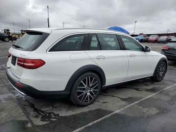 Mercedes Klasa E W213 2021 Mercedes-Benz Klasa E 450 4M All Terrain 2021 3.0l 3.0 Benzyna 362KM, zdjęcie 3