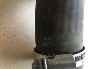 KIA VENGA 1.4 CRDI TRUBKA WAZ INTERCOOLER PŘÍVOD