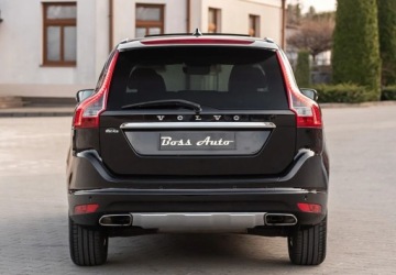 Volvo XC60 I SUV Facelifting 2.0 D4 DRIVE-E 190KM 2015 Volvo XC 60 D4 190KM SUMMUM Xenon Skora Navi Virtual Panorama El.Klapa Ful, zdjęcie 10