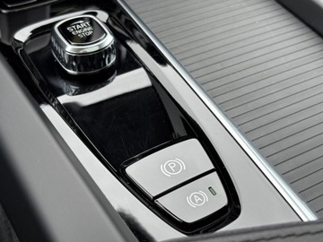 Volvo XC60 II Crossover Plug-In Facelifting 2.0 T6 350KM 2023 Volvo XC 60 T6 Plug-In Hybrid | AWD | Core | FV23%, zdjęcie 17