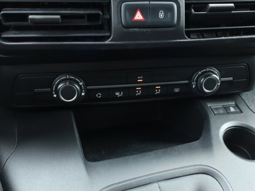 Toyota 2021 Toyota ProAce City Verso 1.5 D-4D, Salon Polska, zdjęcie 12