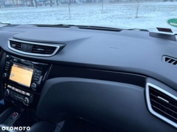 Nissan Qashqai II Crossover 1.2 DIG-T 115KM 2015 Nissan Qashqai Nissan Qashqai 1.2 DIG-T N-Vision 1.2 Benzyna 115KM, zdjęcie 21
