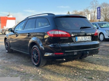 Ford Mondeo IV Kombi 2.3 Duratec 161KM 2010 Ford Mondeo SW 2.3 Silver X 161KM 2010r, zdjęcie 13