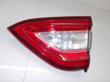 Maserati Levante LAMPA TYŁ LEWA W KLAPĘ