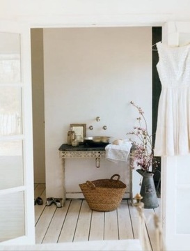 Плетеная сумка с кожаными ручками, оранжевая