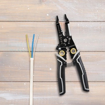 Портативный инструмент для зачистки электрических кабелей.