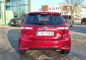 Toyota Yaris III Hatchback 5d Facelifting Hybrid 100KM 2017 Toyota Yaris Hybrid 2017 1.5 100KM Automat 35.967km Salon PL Bezwyp 1wl, zdjęcie 7