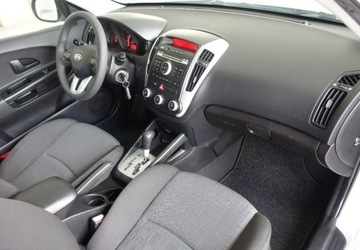 Kia Ceed I Hatchback 5d Facelifting 1.6 CRDi VGT 115KM 2012 Kia Cee&#039;d 1.6, zdjęcie 16