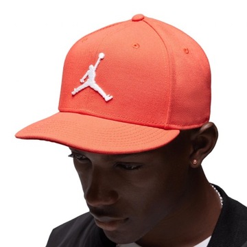 NIKE JORDAN JUMPMAN AIR CZAPKA Z DASZKIEM CZERWONA L/XL