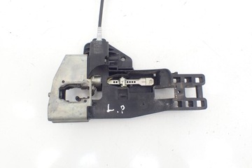 AUDI TT 8J KLIKA PŘEDNÍ LEVÝ 8J0837885 STOJAN