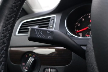 Volkswagen Jetta VI Sedan Facelifting 1.4 TSI 125KM 2016 VW Jetta 1.4 TSI, Salon Polska, 1. Właściciel, zdjęcie 18