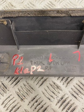 MITSUBISHI PAJERO II LIŠTA KRYT ZADNÍ MB692263