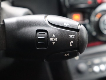 Citroen C3 Picasso 1.2 PureTech 110KM 2016 Citroen C3 Picasso 1.2 PureTech, Salon Polska, zdjęcie 13