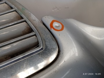 Крышка двигателя Mercedes W211 E-класса