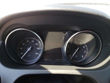 Land Rover Discovery Sport 2019 Land Rover Discovery Sport 2019, 2.0l. 4X4 2.0 Benzyna 237KM, zdjęcie 9