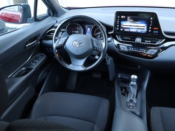 Toyota C-HR I Crossover 1.2L Turbo 116KM 2018 Toyota C-HR 1.2 Turbo, Salon Polska, Serwis ASO, zdjęcie 6