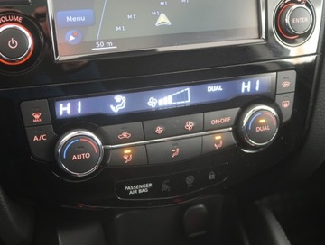 Nissan Qashqai II Crossover 1.2 DIG-T 115KM 2017 Nissan Qashqai 1.2 DIG-T, Salon Polska, zdjęcie 11