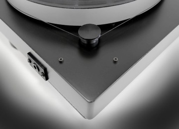 New Horizon 301 czarny + pokrywa * gramofon made in Italy