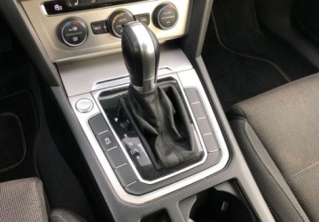 Volkswagen Passat B8 Variant 2.0 TDI BlueMotion SCR 150KM 2018 Volkswagen Passat Passat 2.0 TDI 150KM SCR Comfortline Automat Vat Mar, zdjęcie 21