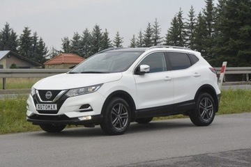 Nissan Qashqai II Crossover Facelifting 1.3 DIG-T  160KM 2019 Nissan Qashqai 1.3 DIG-T kamera 360 automat nawi, zdjęcie 2