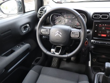 Citroen C3 Aircross  I Crossover 1.2 PureTech 110KM 2018 Citroen C3 Aircross 1.2 PureTech, Salon Polska, zdjęcie 6
