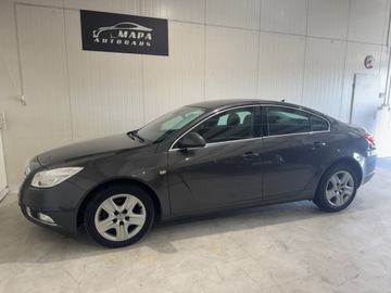 Opel Insignia I Sedan 1.8 Twinport ECOTEC 140KM 2009 Opel Insignia Benzyna Sedan Bezwypadkowy Serwis nowe opony nowy przeglad n