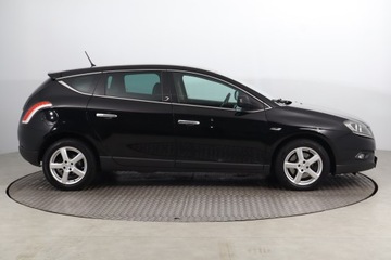 Lancia Delta III Hatchback 1.9 Twinturbo MultiJet 190KM 2008 Lancia Delta 1.9 MultiJet, 187 KM, Klima, zdjęcie 5