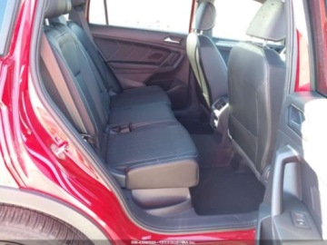 Volkswagen Tiguan III 2024 Volkswagen Tiguan 2.0T Se R-Line Black 2024 2.0 Benzyna 184KM, zdjęcie 12