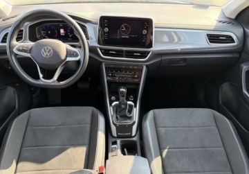 Volkswagen T-Roc I SUV Facelifting 2.0 TDI SCR 150KM 2022 Volkswagen T-Roc 2.0TDI 150KM DSG, Style, Hak, Pakiet Komfort 2.0 Diesel, zdjęcie 17