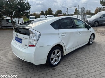 Toyota Prius III 2009 Toyota Prius III 1.8 Hybrid 2009r/ skóra/ navi/ kamera/ HUD, zdjęcie 2