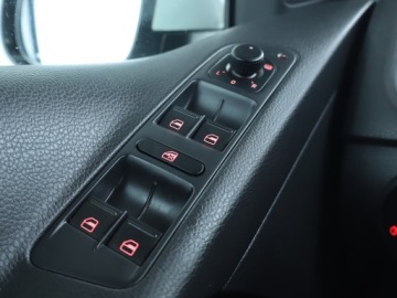 Volkswagen Tiguan I SUV Facelifting 2.0 TDI CR DPF BlueMotion 110KM 2015 VW Tiguan 2.0 TDI, Klima, Tempomat, Parktronic, zdjęcie 12