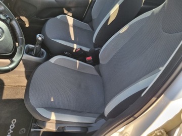 Toyota Aygo II Hatchback 3d Facelifting 1.0 VVT-i 72KM 2021 Toyota Aygo 1.0 VVT-i X-play II (2014-) 1.0 VVT-i, zdjęcie 13