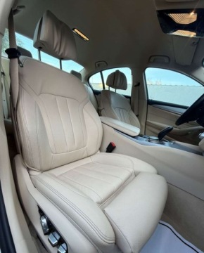 BMW Seria 5 G30-G31 2019 BMW Seria 5 BMW Seria 5 2.0 Hybryda Plug-in 184KM, zdjęcie 22