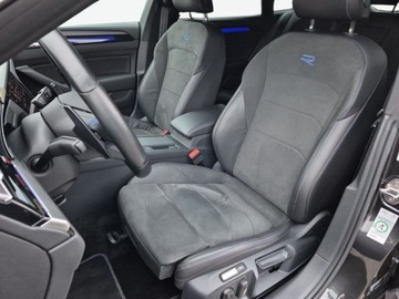 Volkswagen Arteon Shooting Brake R 2.0 TSI 320KM 2022 Volkswagen Arteon Shooting Brake R 4motionAlcantara Masaze ACC Faktura VAT, zdjęcie 11