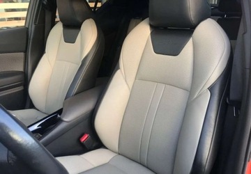 Toyota C-HR I Crossover Facelifting 2.0 Hybrid Dynamic Force 184KM 2019 Toyota C-HR Toyota C-HR 2.0 Hybrid Premiere Edition 2.0 Hybryda 184KM, zdjęcie 27