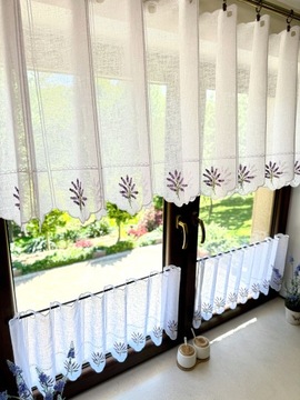 Льняная кухонная штора Заздростка белая с вышивкой лаванда высота 90 см