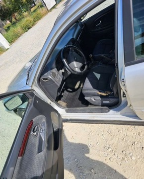 Volvo V40 I 1.9 TD 115KM 2003 Volvo V40 Volvo V40 1.9D 1.9 Diesel 115KM, zdjęcie 11