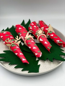 КОЛЬЦА на деревянных салфетках РОЖДЕСТВЕНСКИЙ ОЛЕНЬ МИКС