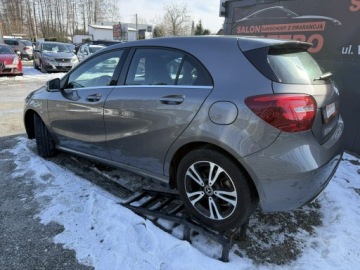Mercedes Klasa A W176 Hatchback 5d Facelifting 200 156KM 2017 Mercedes A 200 AUTOMAT. ASYSTENT. 1.6 BEN., zdjęcie 6