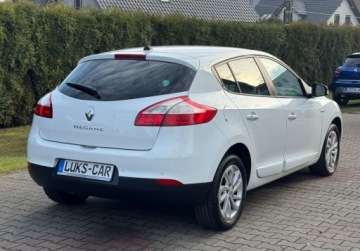 Renault Megane III Hatchback Facelifting 2013 1.6 16V 110KM 2014 Renault Megane 1.6 110KM R-link Climatronic Navi Serwis Bezwypadkowy Dla w, zdjęcie 6